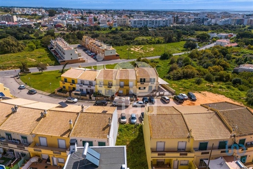 Construction land in Faro with 168,00 m²