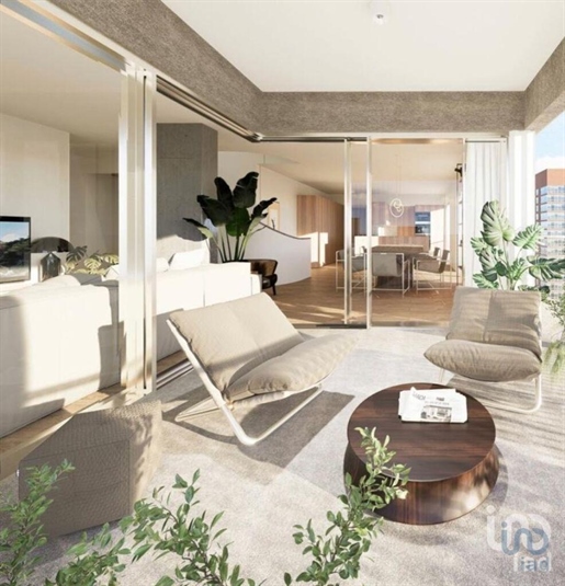 Apartament z 3 pokojami w Faro o powierzchni 185,00 m²