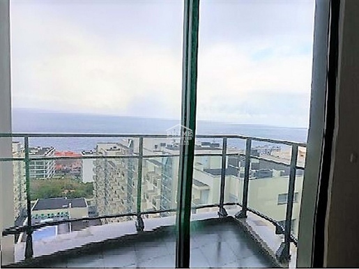 Advert picture