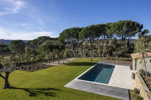 Exceptional property at the foot of the village of Grimaud