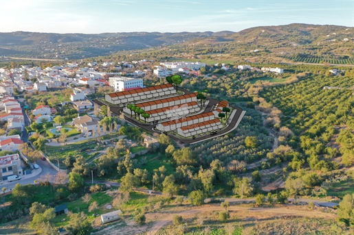 Land of 22000 m² for development into 51 lotes - all 3 bedroom villas, near Faro - Estoi.