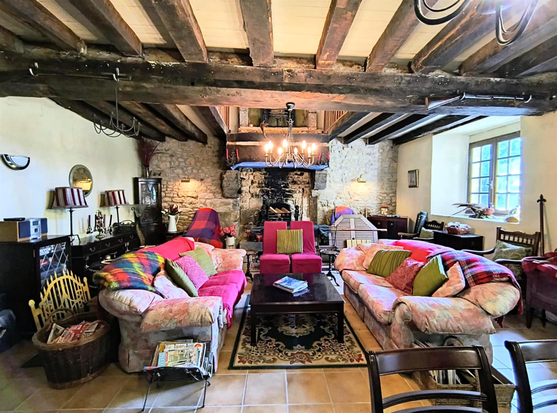 Detached character house with land and outbuildings in the countryside