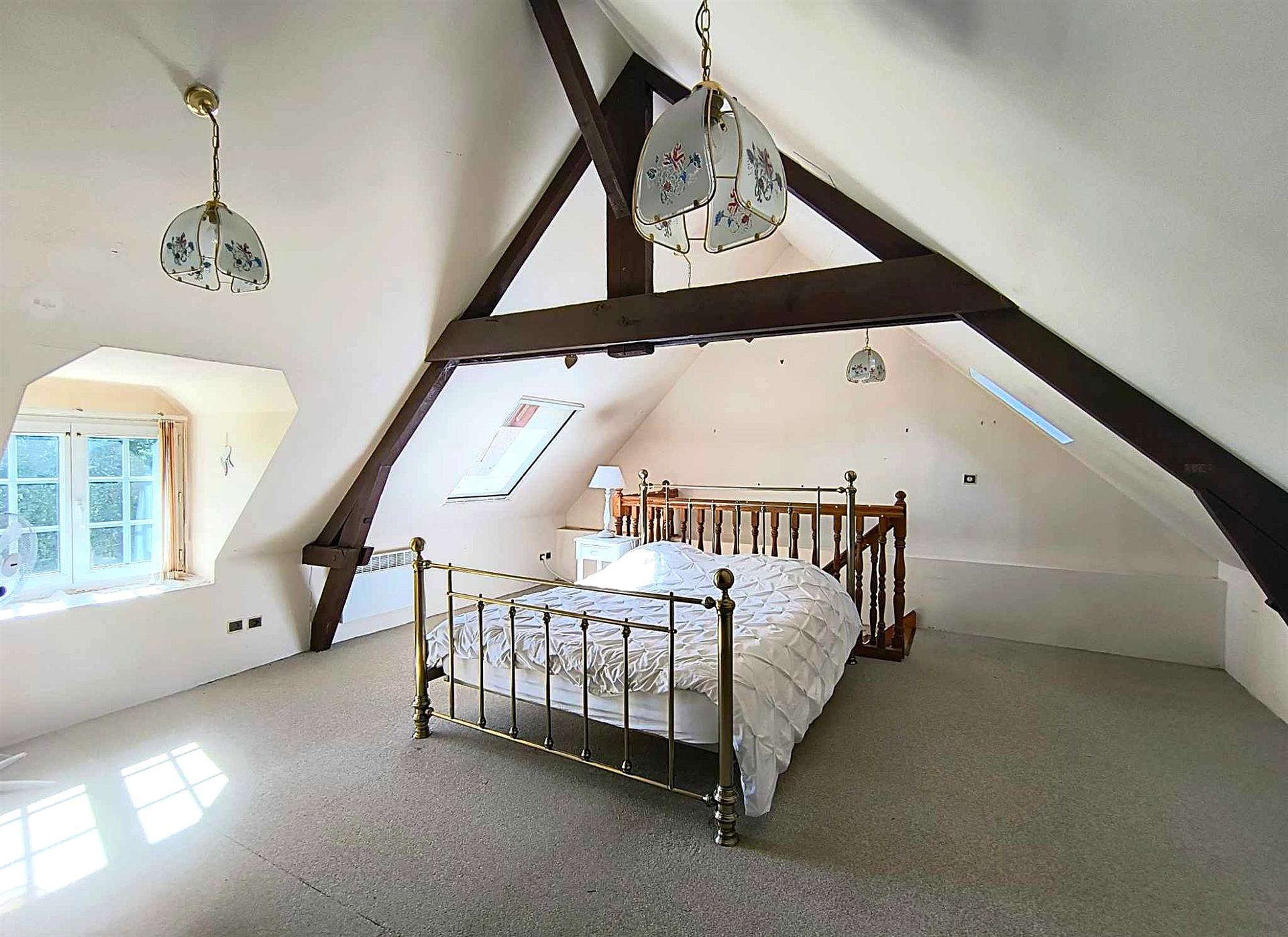 Lovely detached stone house with 2 gîtes