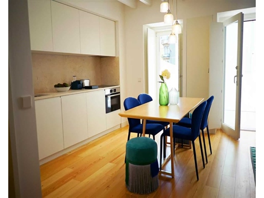 2-Bedroom apartment, Lisbon - Intendente, furnished, fully equipped kitchen, modern and cosy atmosph