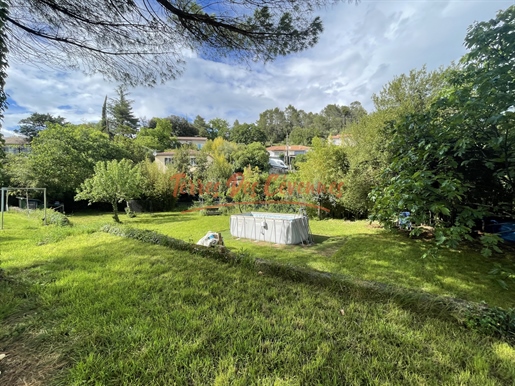 Agréable maison sur un joli terrain