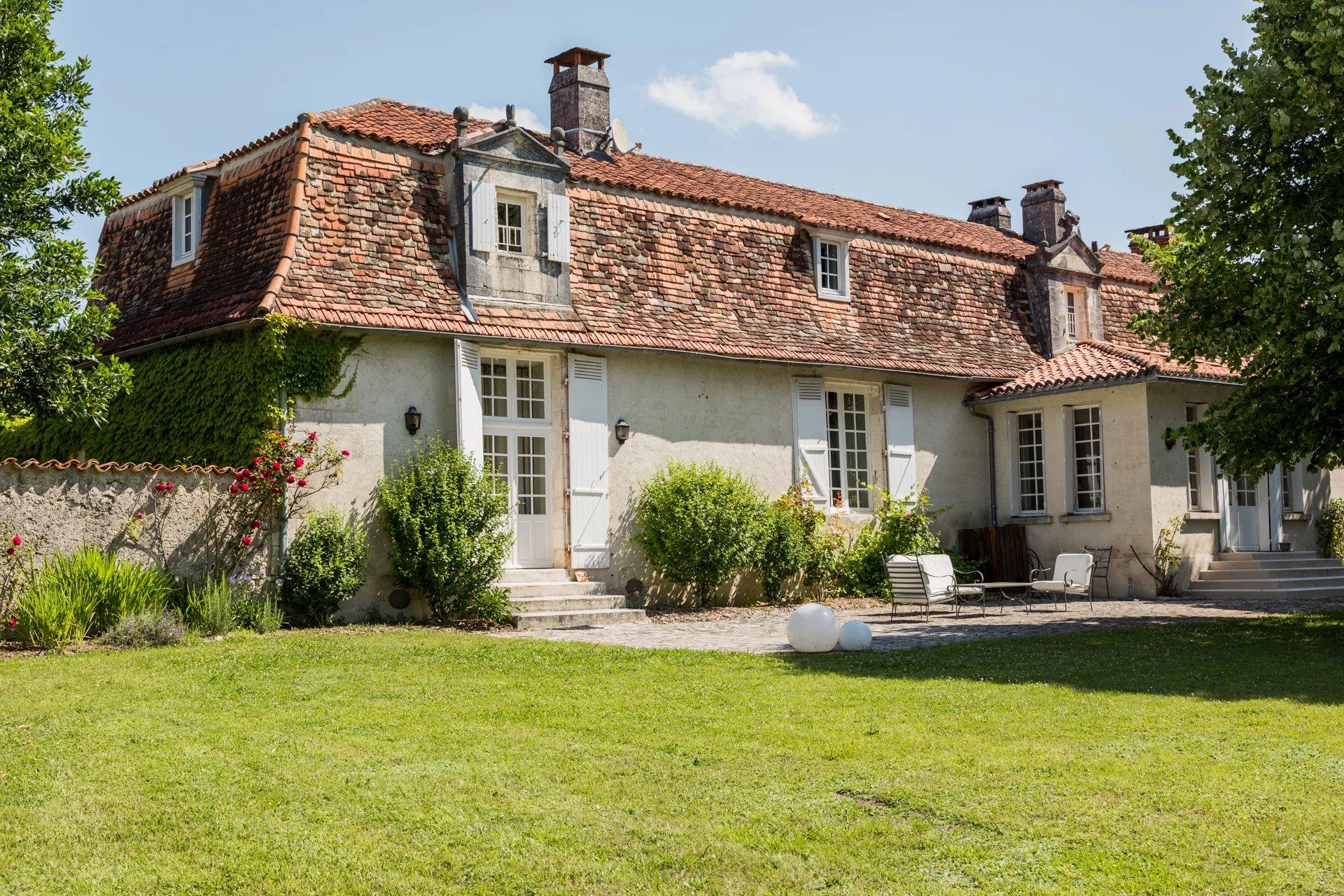 Discover an architectural gem of Périgord
