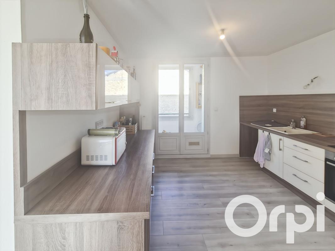 Appartement à louer, 70m², Pont-Saint-Esprit