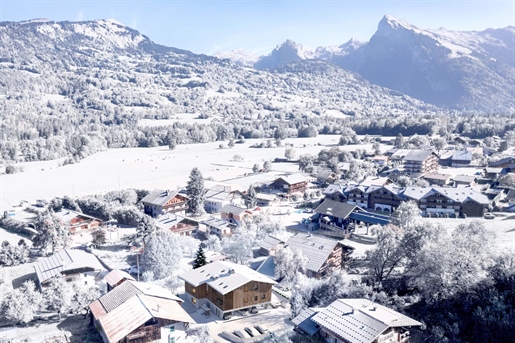 L'honorable - Morillon at the foot of the ski lifts