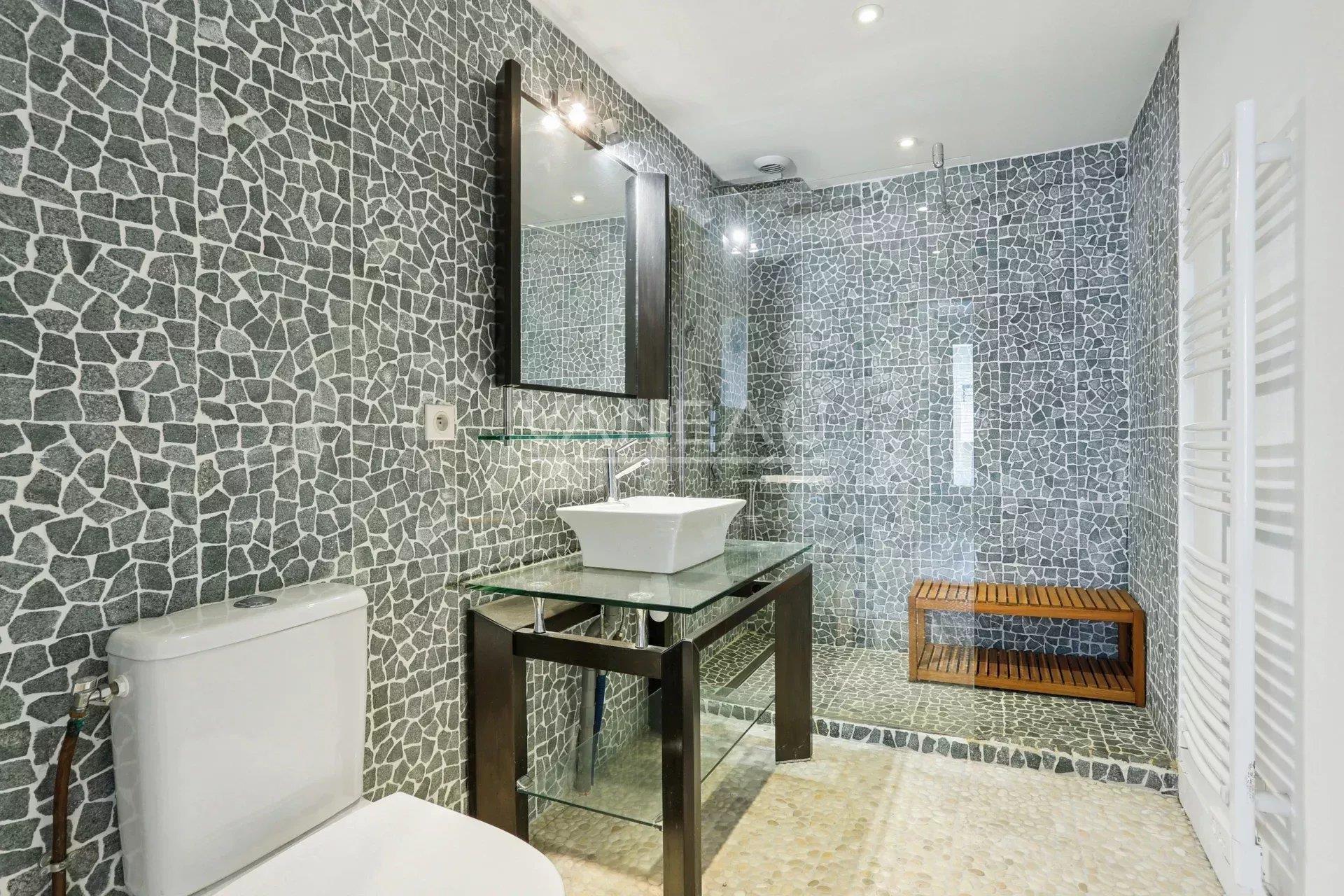 Vente Maison Architecte (275m²) Paris 15e avec ascenseur et rooftop (60m²)