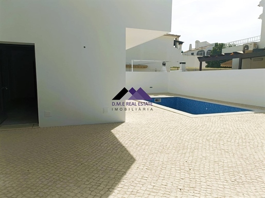House with/ Garage and Swimming Pool