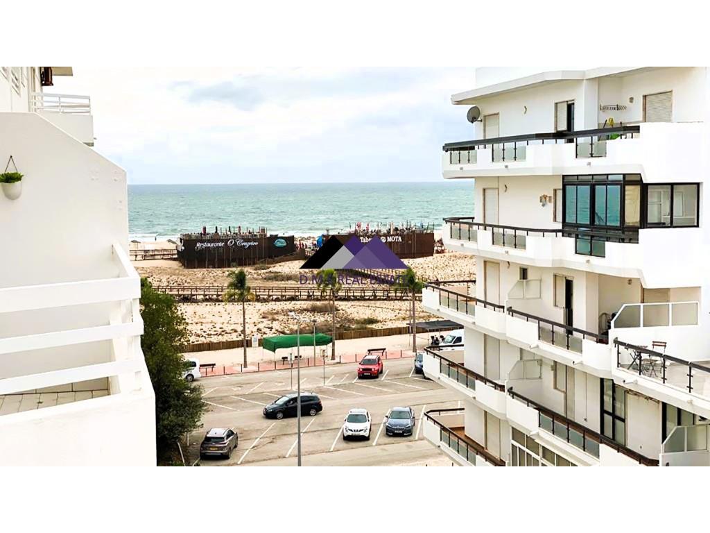 3 bedroom apartment with garage box
