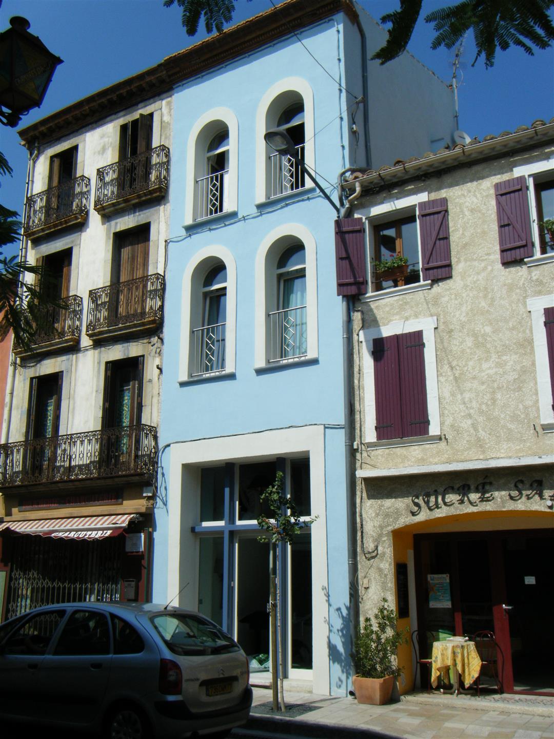 Beautiful B&B, completely renovated located in the center of Leucate Village 2 km from the beach.