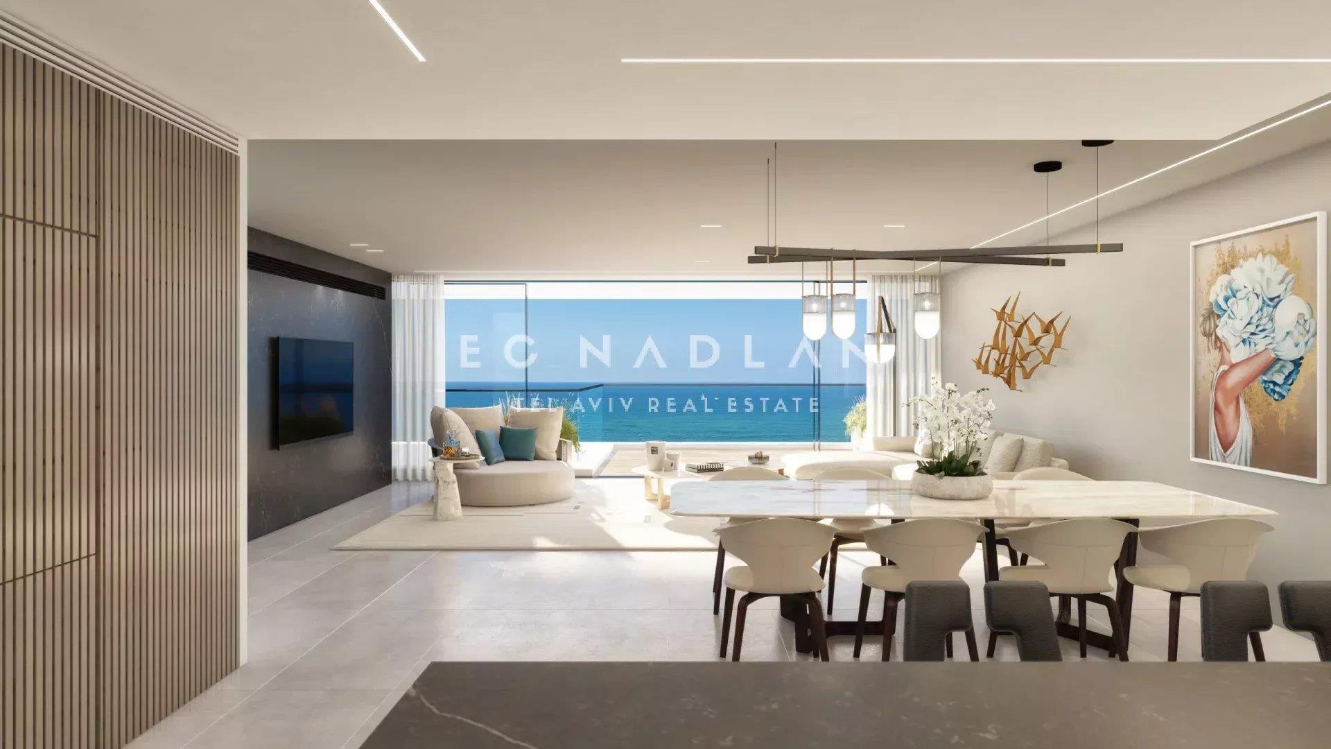 For sale in Tel Aviv, facing the sea, luxury apartment