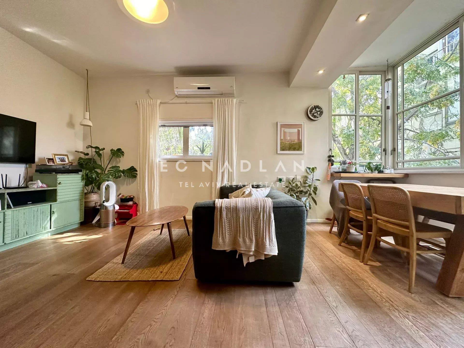 For sale in Tel-Aviv, neaar the beach, Gordon side