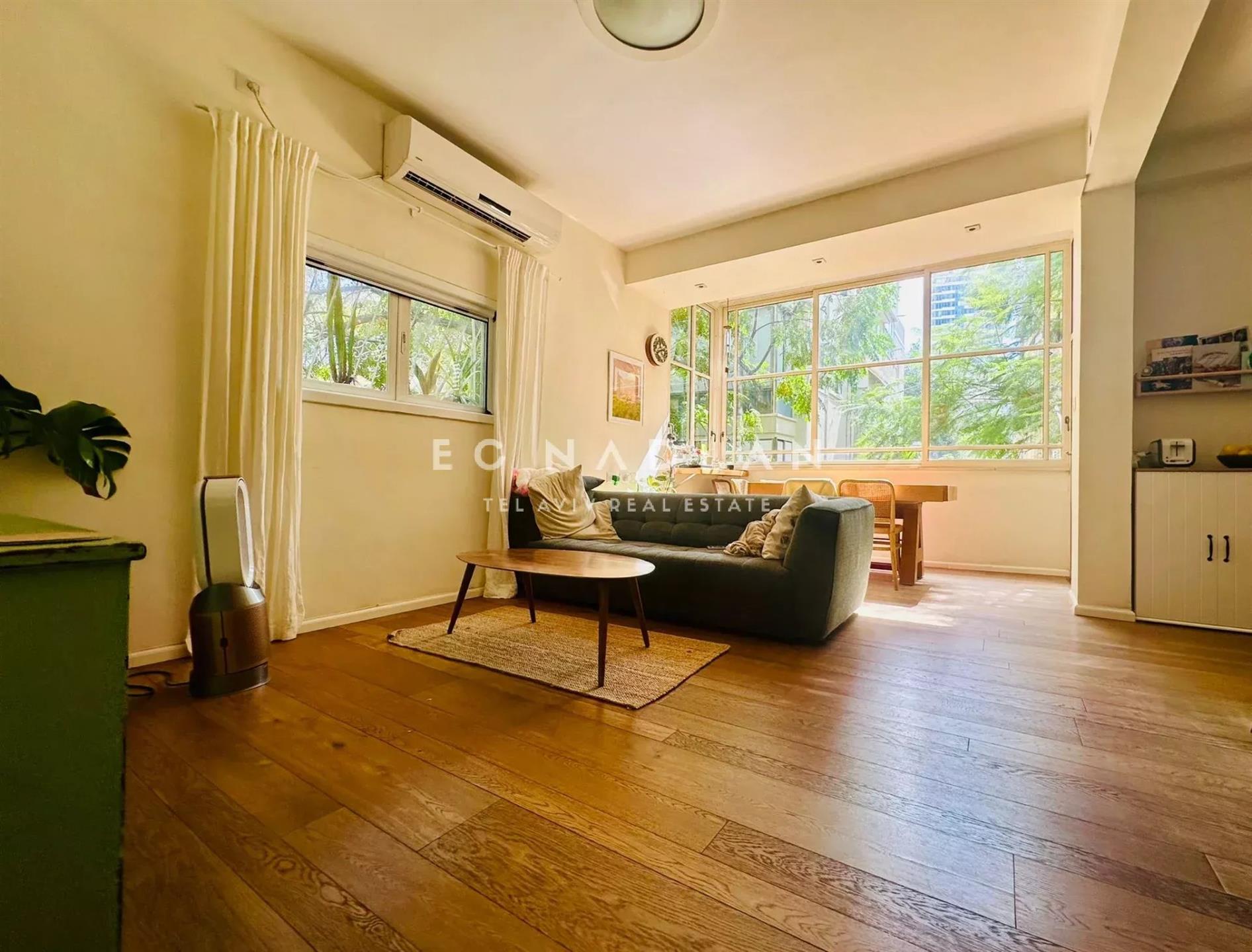For sale in Tel-Aviv, neaar the beach, Gordon side