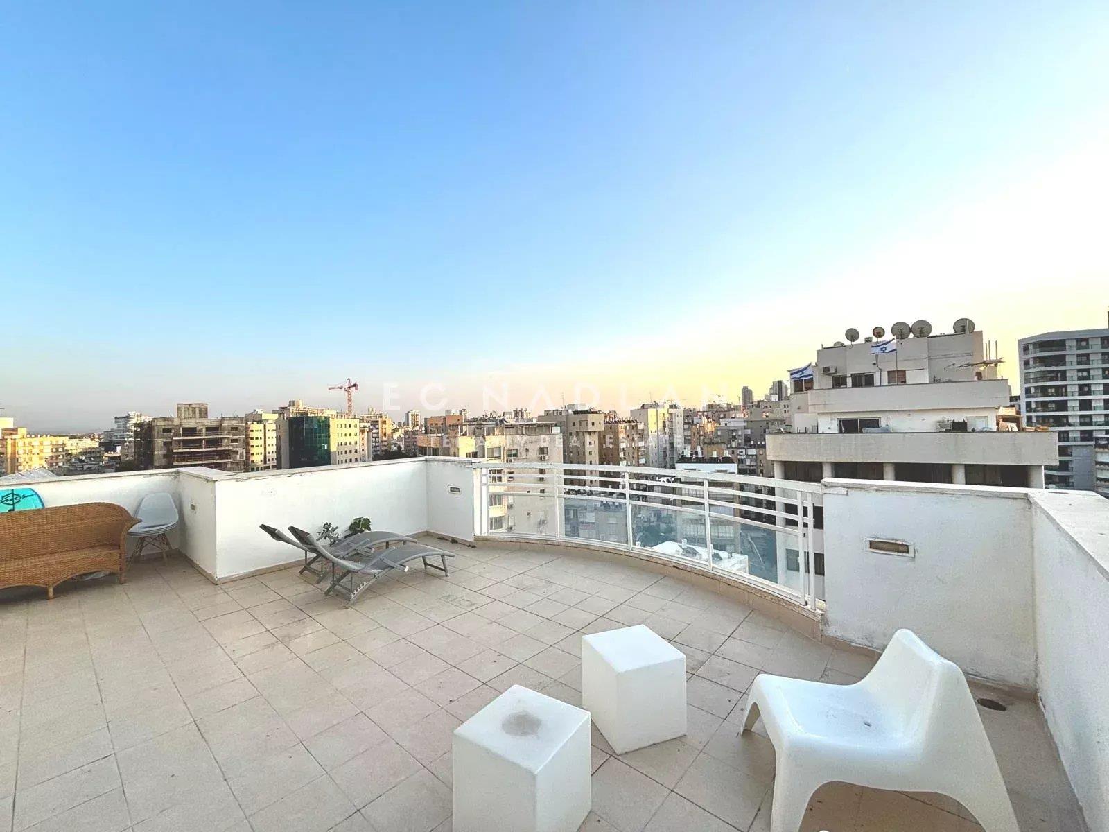 For sale in Netanya, amazing penthouse with a sea view