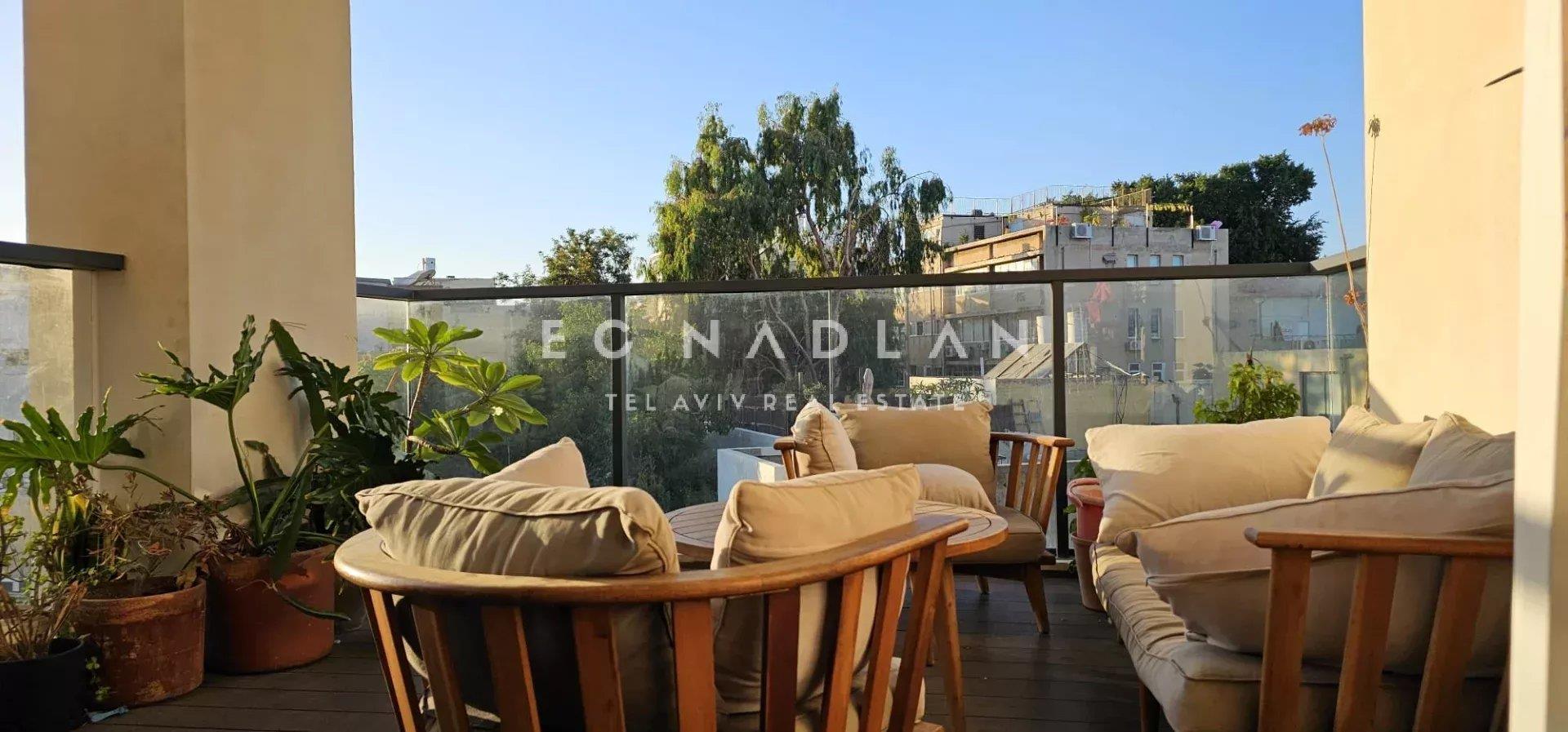 For sale in Tel Aviv, in the Geula seaside neighborhood