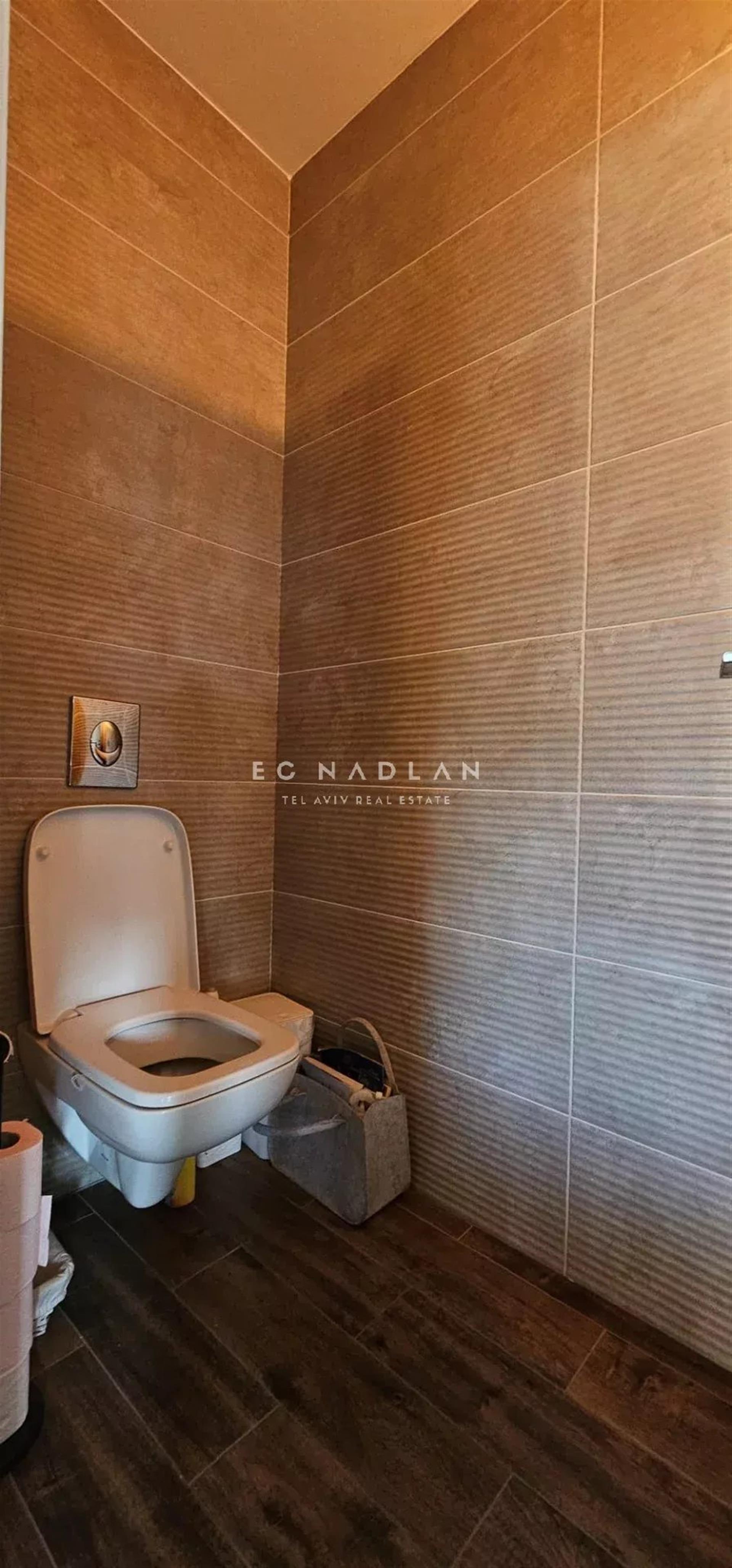 For sale in Tel Aviv, in the Geula seaside neighborhood