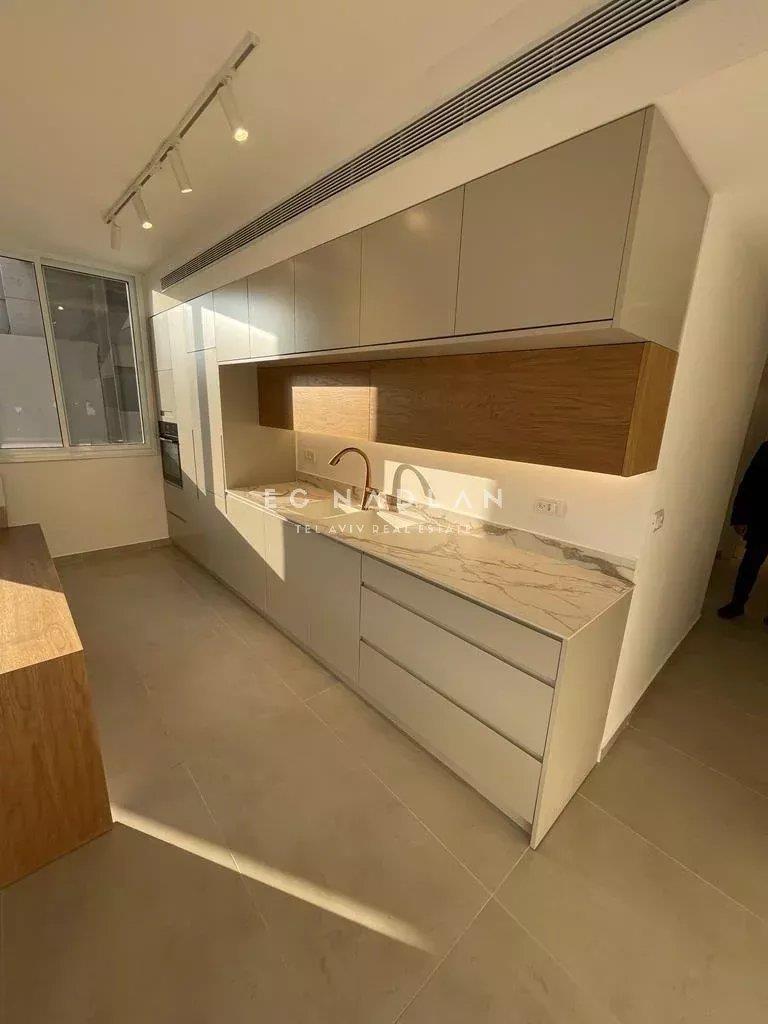 Appartement a vendre a Tel-Aviv, proche des plages, cote Bograshov