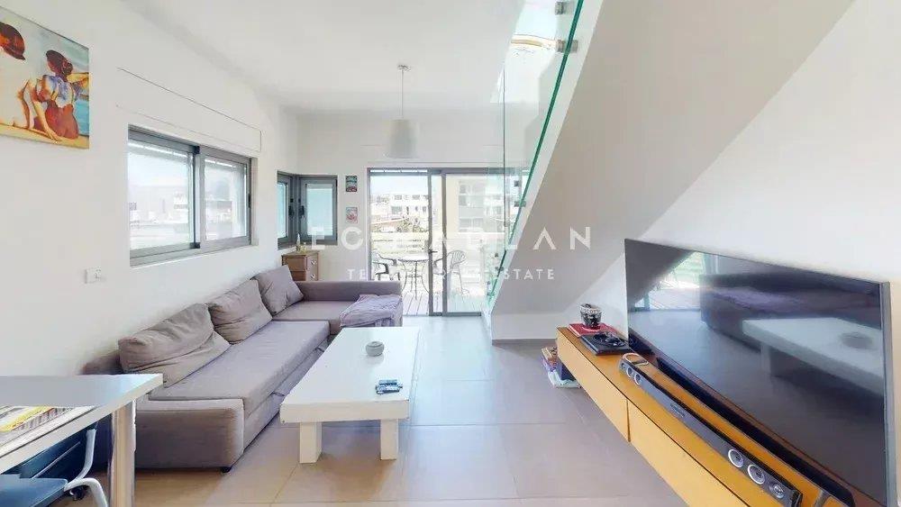 For Sale in Tel-Aviv, , Roof Apartment in Sea Quarter, Hilton side