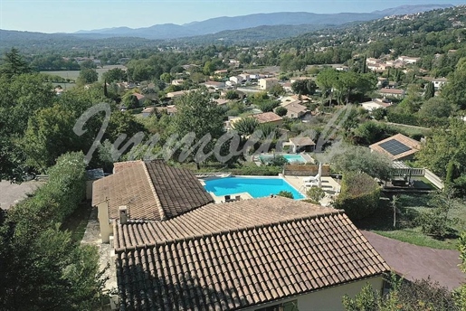 View of the valley Villa of 150 m² with 4 bedrooms