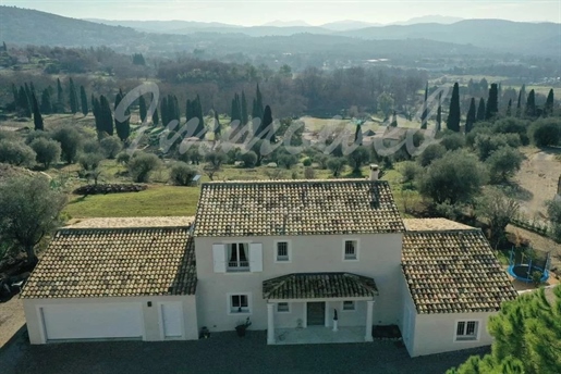 Belle vue vallée Villa de 210 m² avec 4 chambres