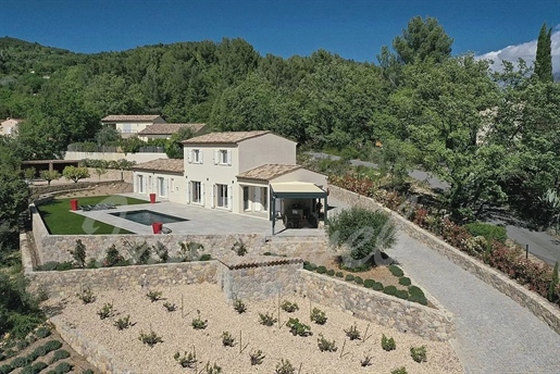Open view of the mountains Villa of 180 m² with 4 bedrooms