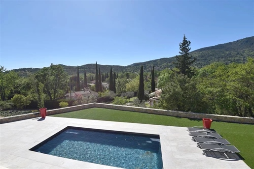 Open view of the mountains Villa of 180 m² with 4 bedrooms
