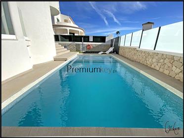 3 bedroom semi-detached house with pool in Galé, Albufeira