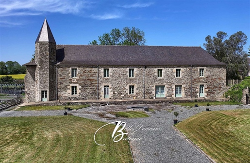 À venda domínio com seu Manuel e dependências em 5,5 hectares, Finistère