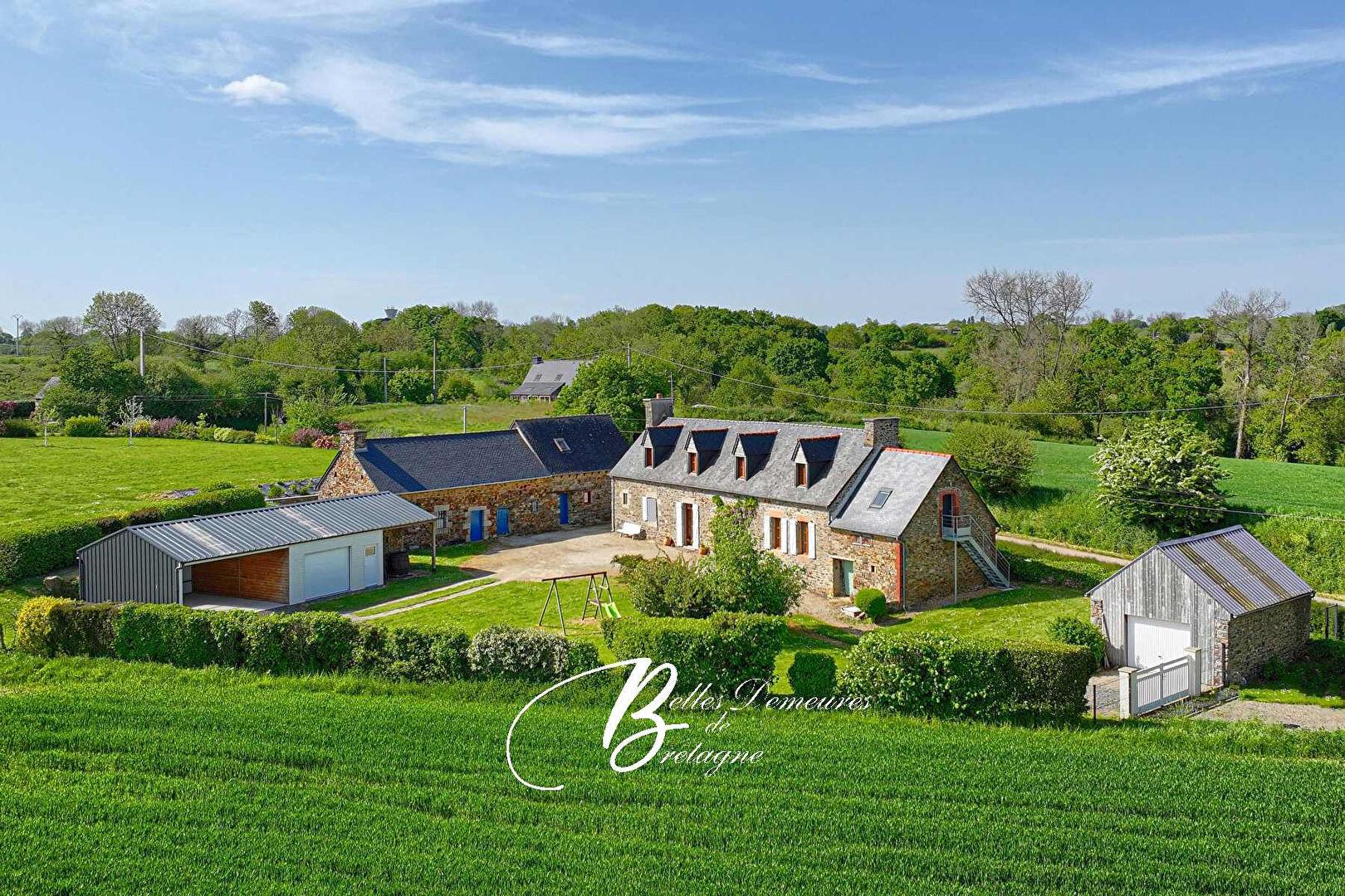 Farmhouse + outbuildings for sale Lézardrieux Peninsula Cotes d'Armor