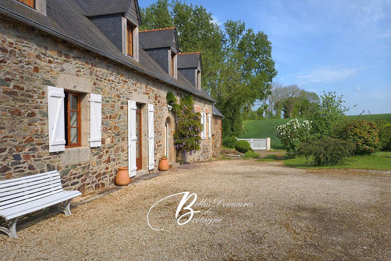 Farmhouse + outbuildings for sale Lézardrieux Peninsula Cotes d'Armor