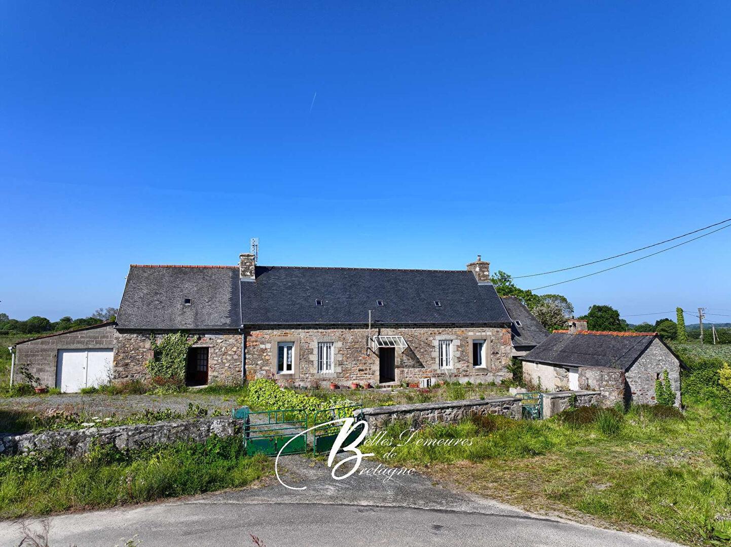 Farmhouse on the wild peninsula Lézardrieux Côtes d'Armor