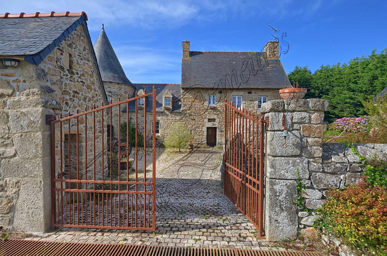 Beautiful little mansion in a quiet location