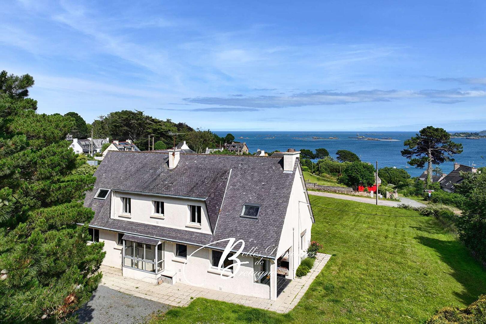 Family home for sale with sea view Cotes d'Armor