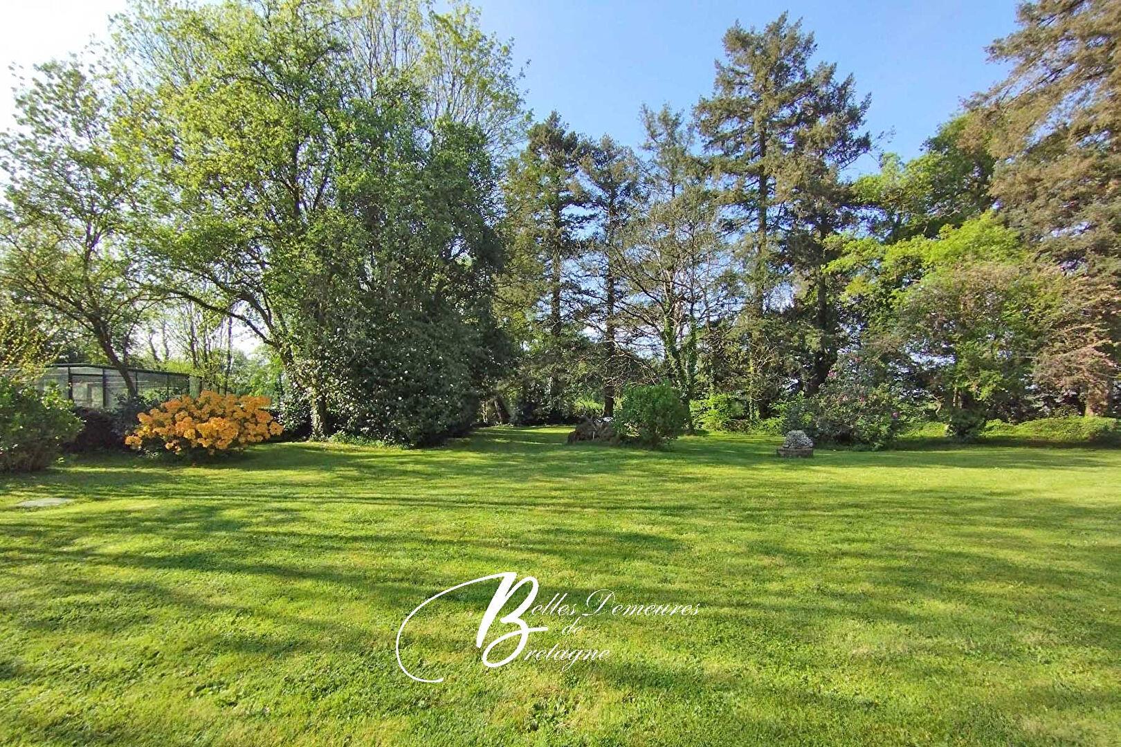 For sale Beautiful property complex near Auray and 25 min from beaches
