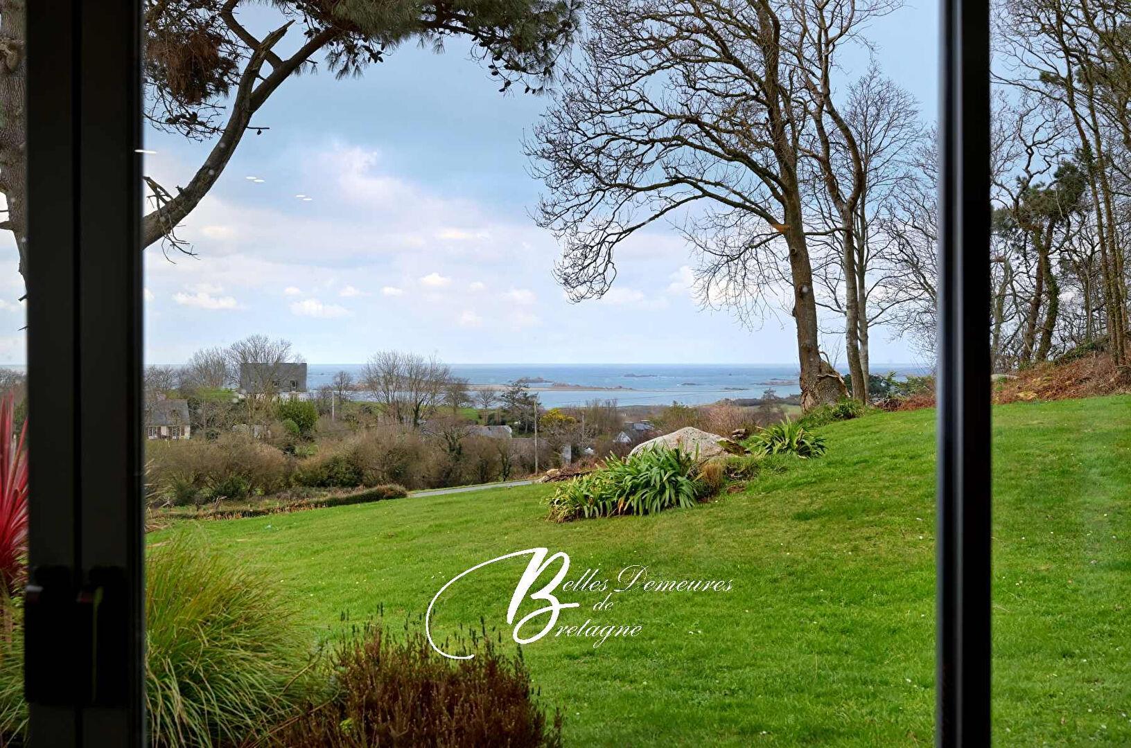 Country house and guest house sea view, Trélévern Cotes d'Armor