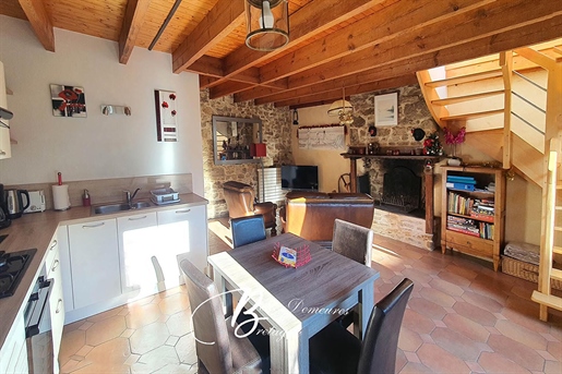 For sale beautiful modern property with gîte near the Golf Morbihan