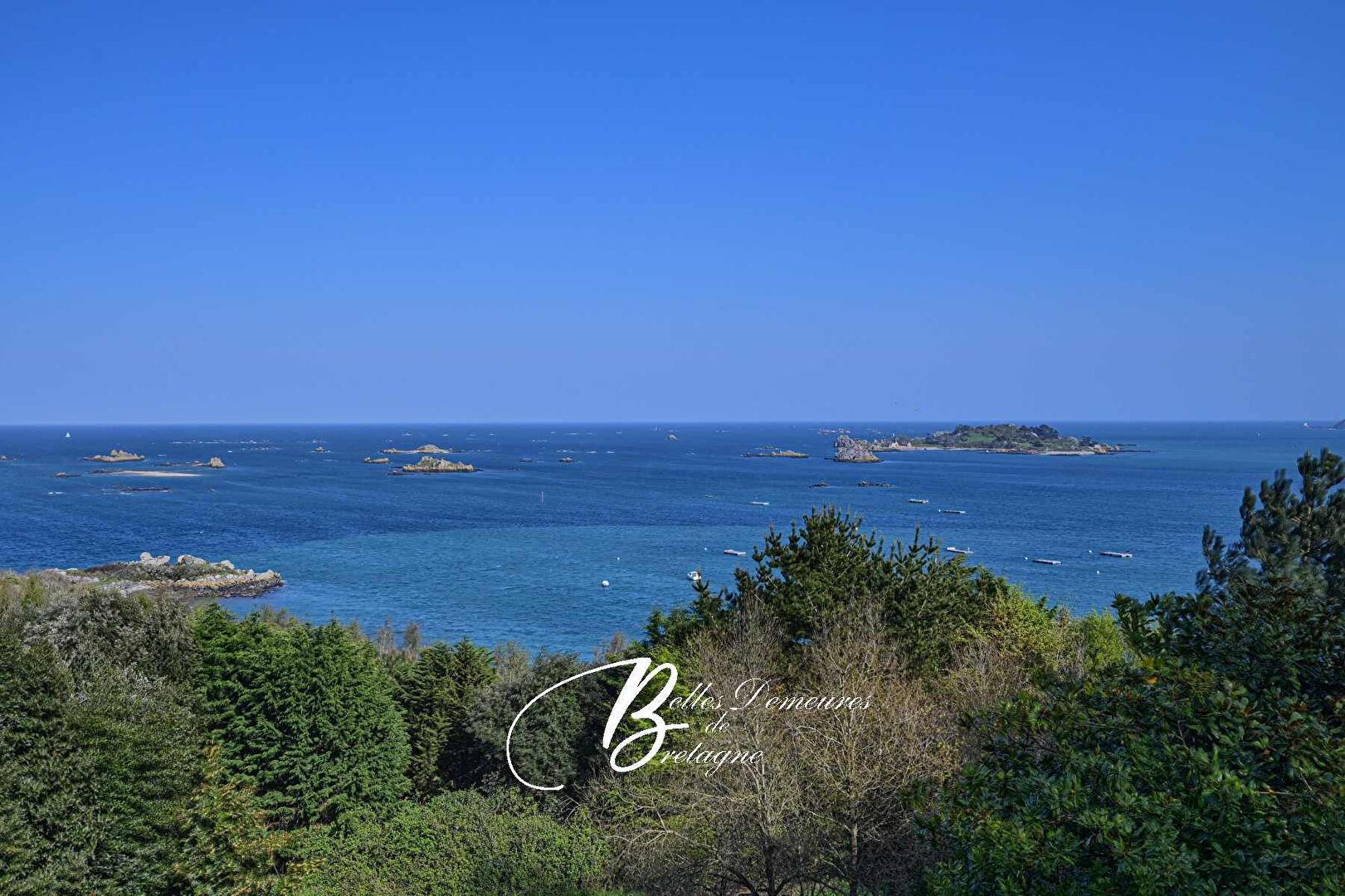 Property with commanding sea view for sale Ploubazlanec, Cotes d'Armor
