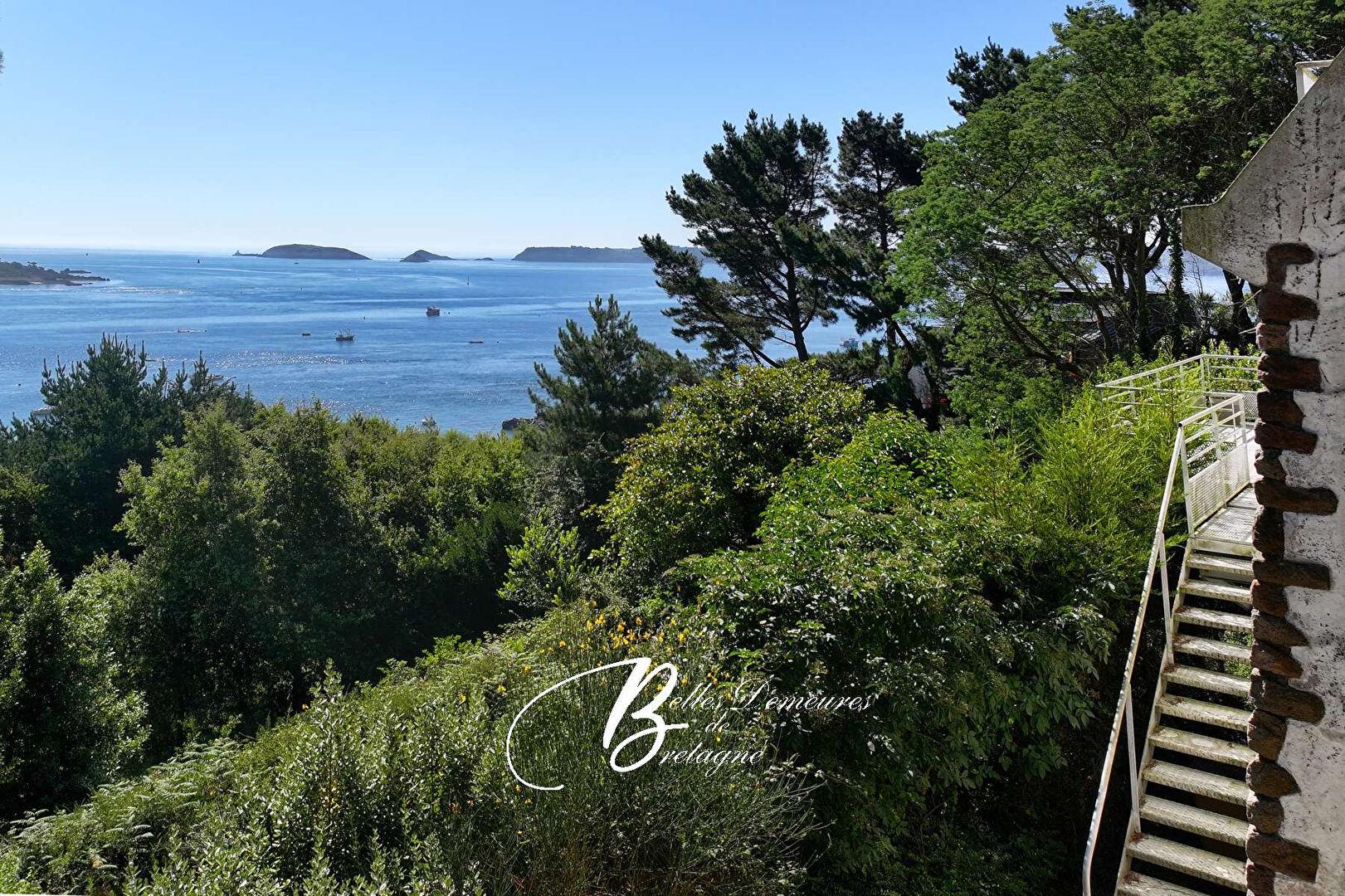 Property with commanding sea view for sale Ploubazlanec, Cotes d'Armor