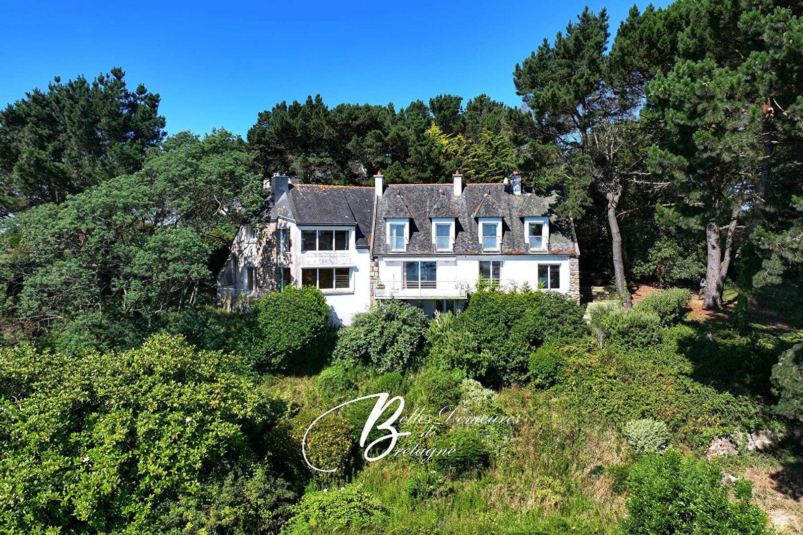 Property with commanding sea view for sale Ploubazlanec, Cotes d'Armor
