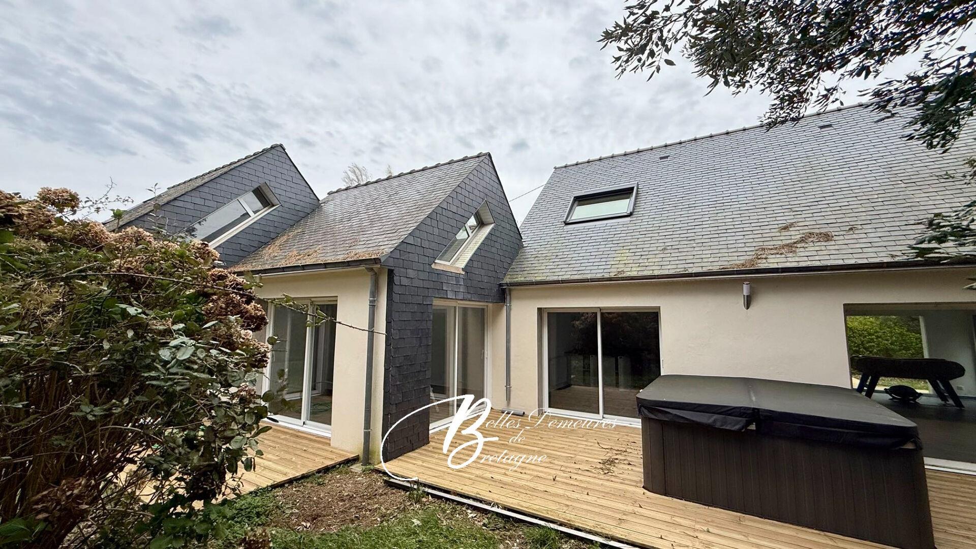 A vendre belle contemporaine avec accès direct à la plage Finistère