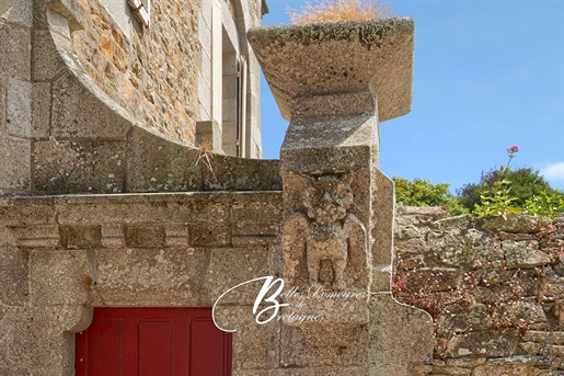 A vendre majestueuse propriété en coeur de ville Roscoff Finistère