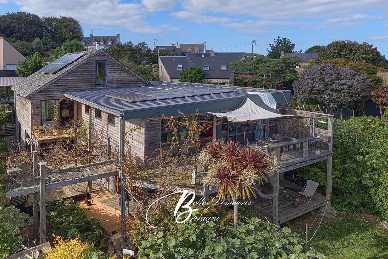For sale contemporary ecological property close to the coast of the bay of Paimpol
