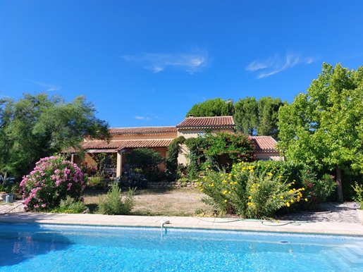 Luberon - Charming house with garden and swimming pool