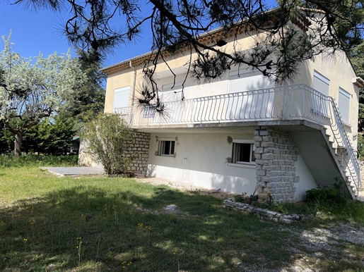 Heart of the Luberon - Great potential - Walking distance from the village