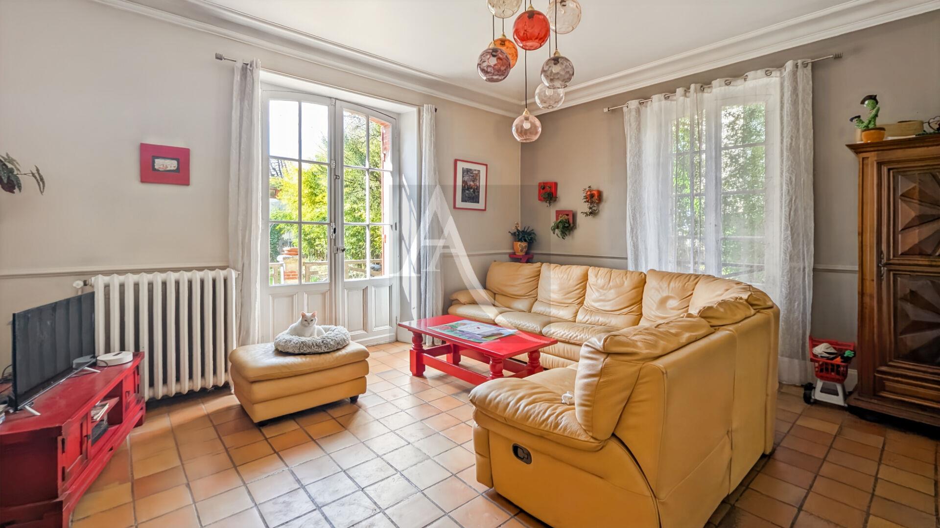 Maison à vendre, 263m², Sauveterre-la-Lémance