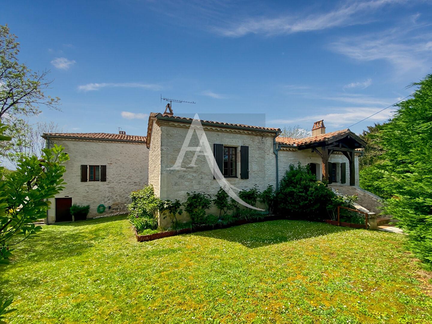 Beautiful stone country house with swimming pool!