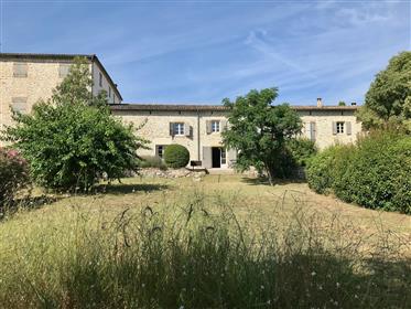 Luxury retirement in former wine chateau