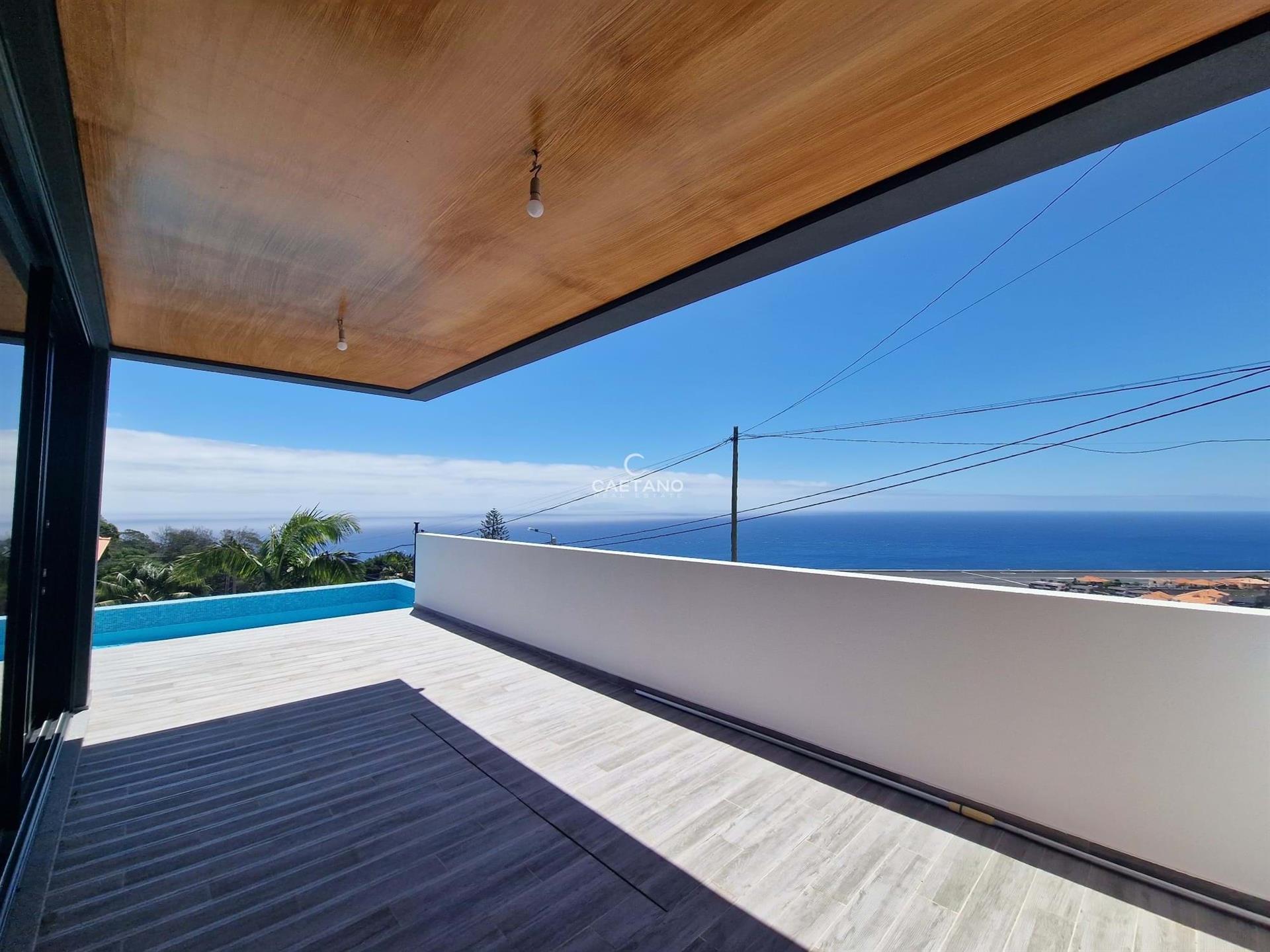 New 3 Bedroom Villa - Água de Pena, Machico